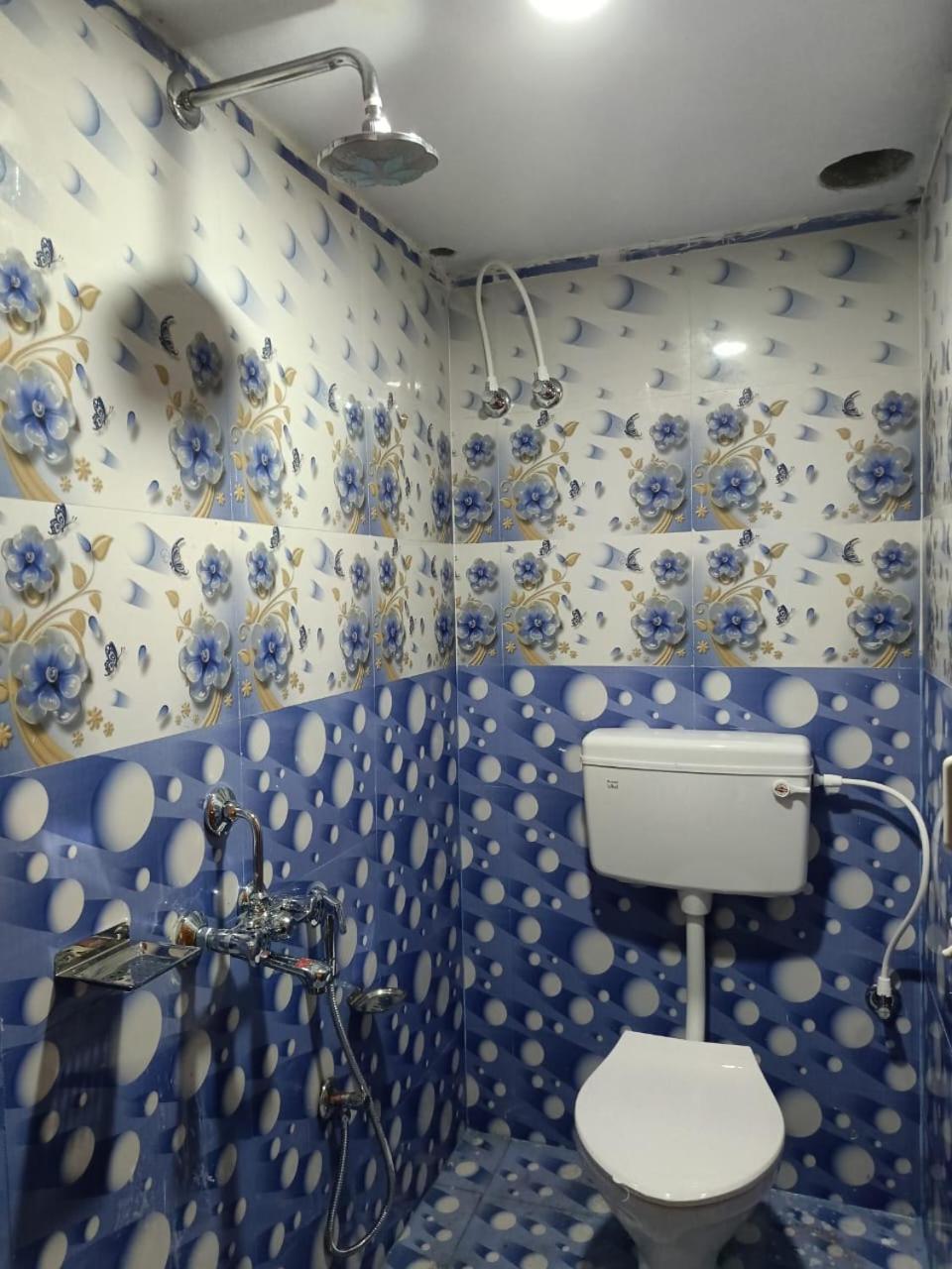 Jharana Guest House Purî Extérieur photo