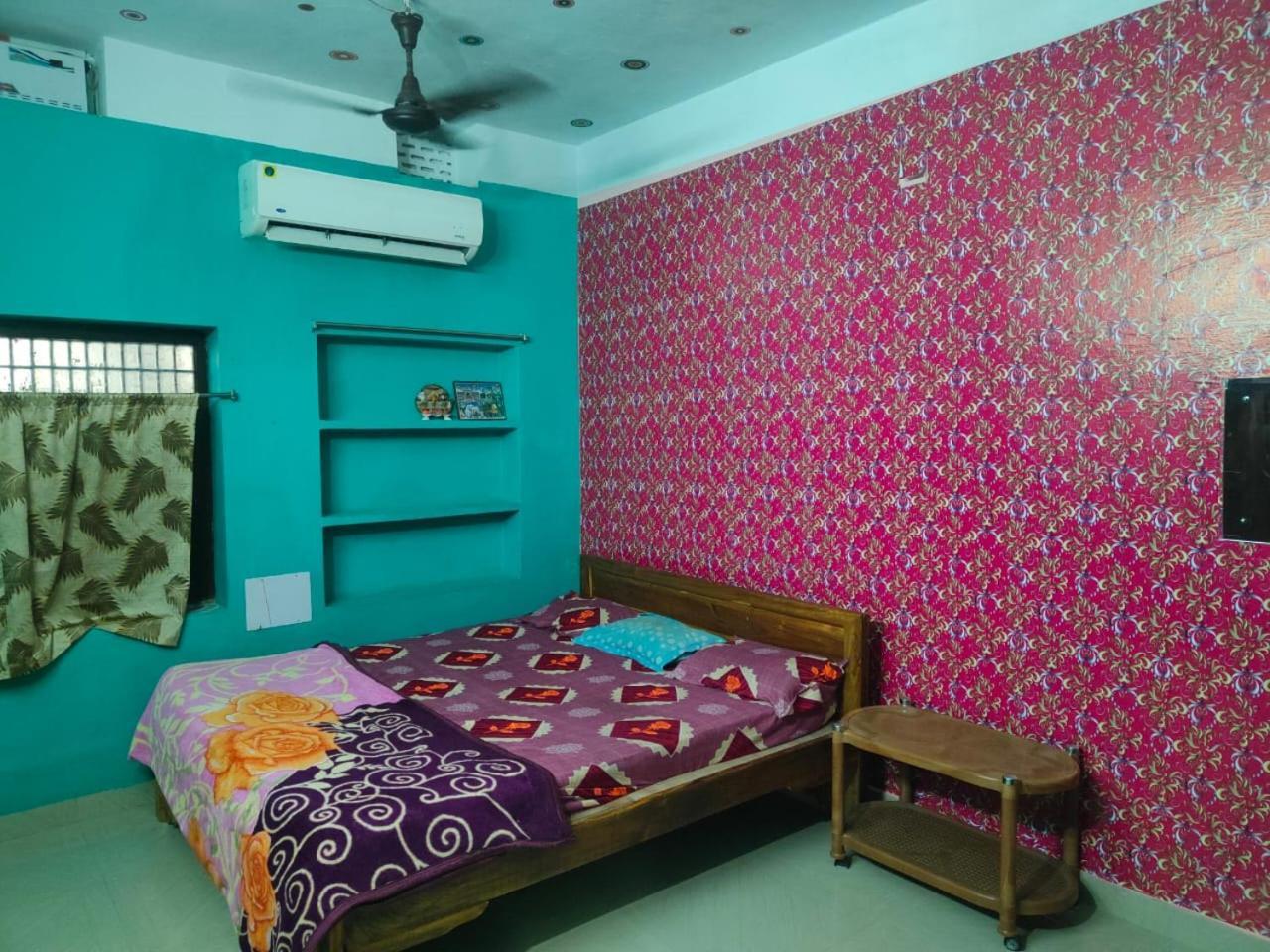 Jharana Guest House Purî Extérieur photo